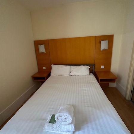 Berkeley Court Hotel London Bagian luar foto