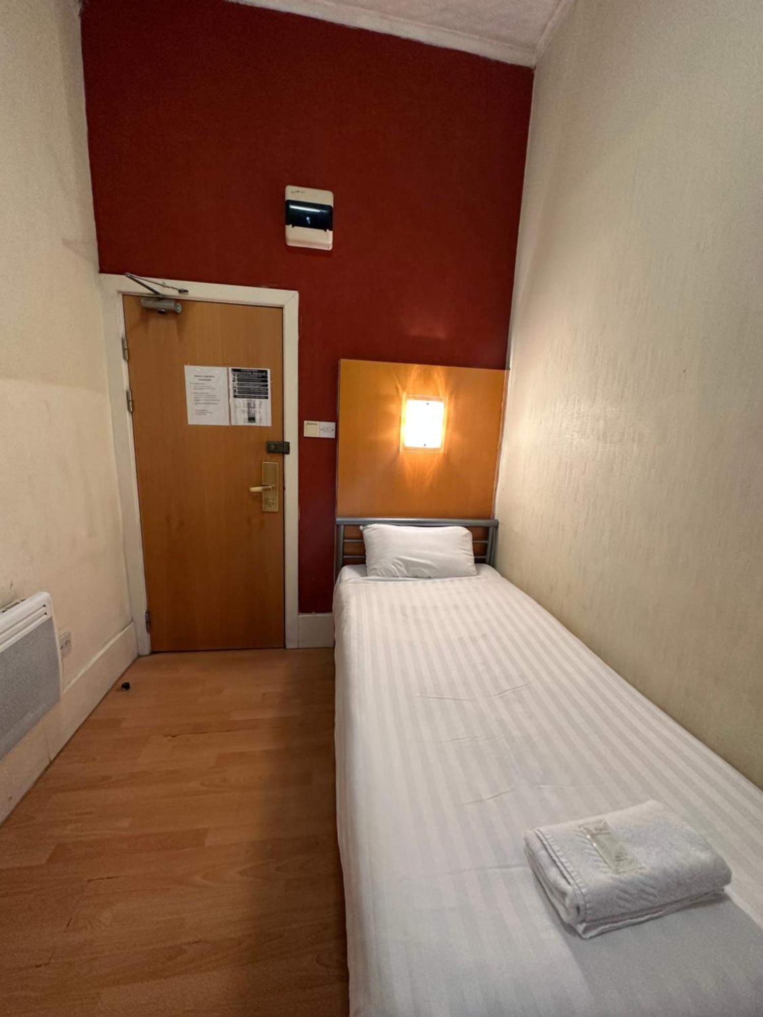 Berkeley Court Hotel London Bagian luar foto